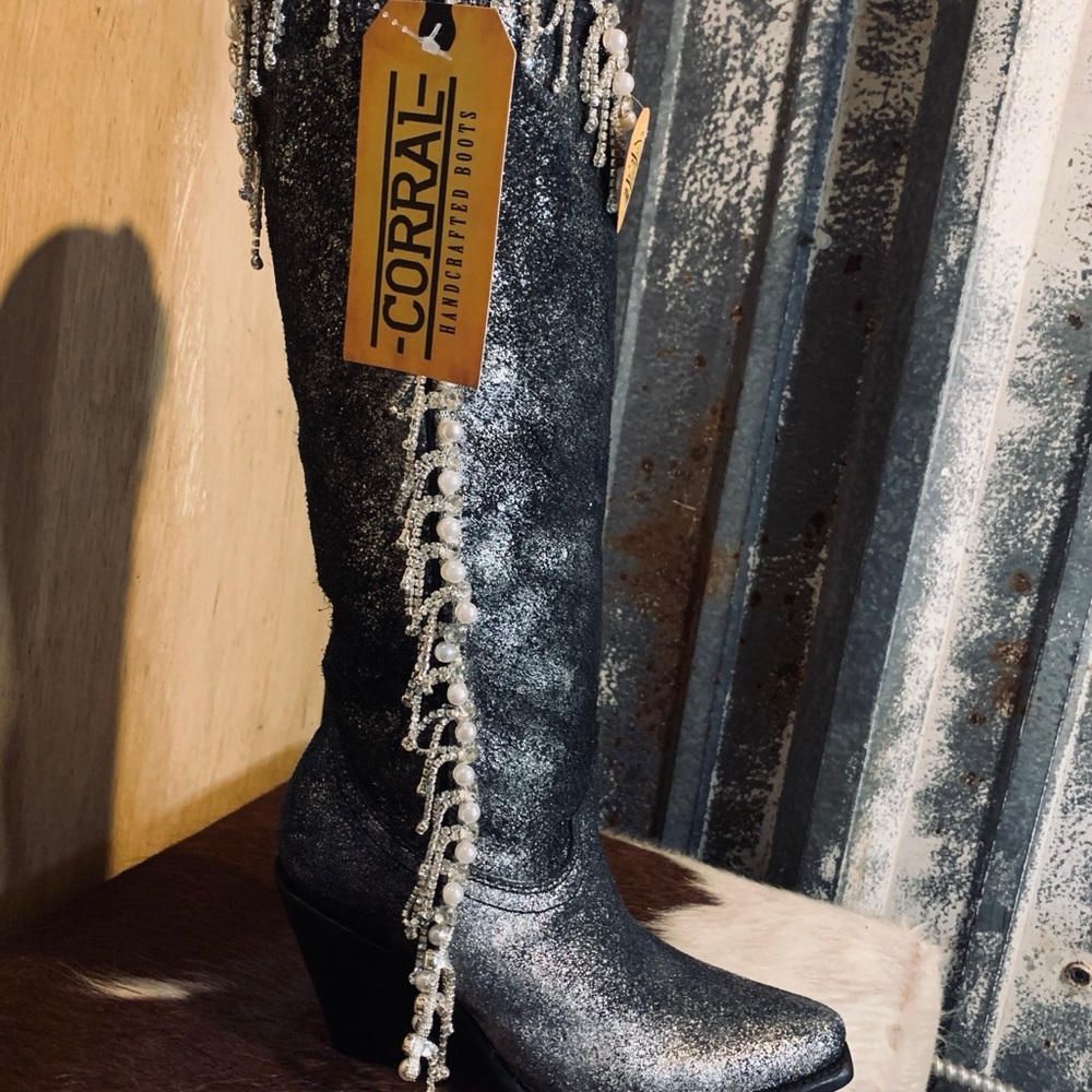 Corral Silver Glitter Boots